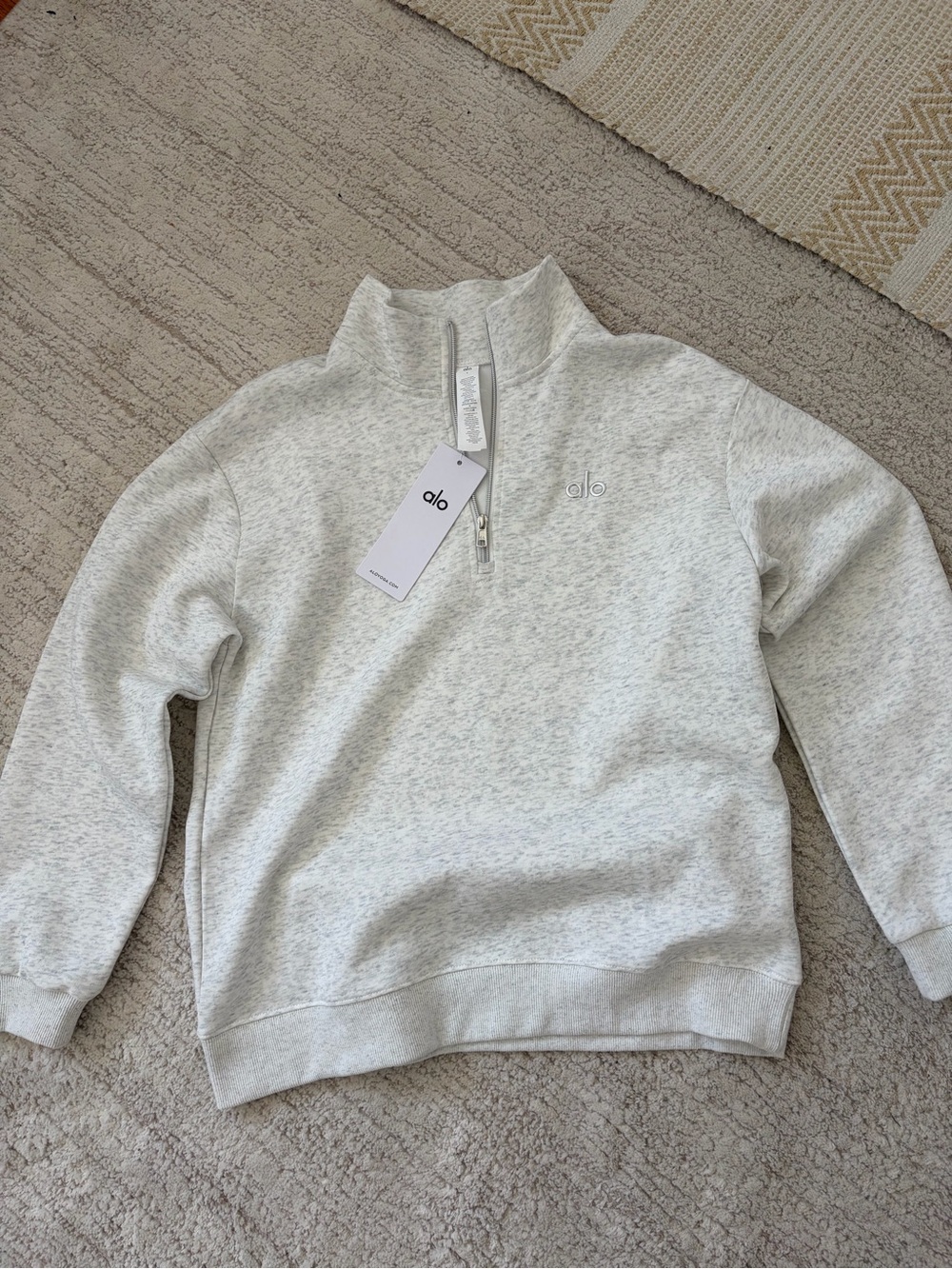 ALO Yoga Heather Light Gray Quarter-Zip Pullover Sweater
